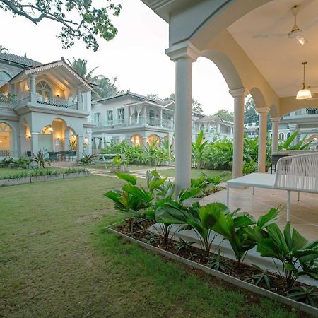 Barcelona Villas At Love Story Siolim- 3Bhk Private Pool Villas Buitenkant foto