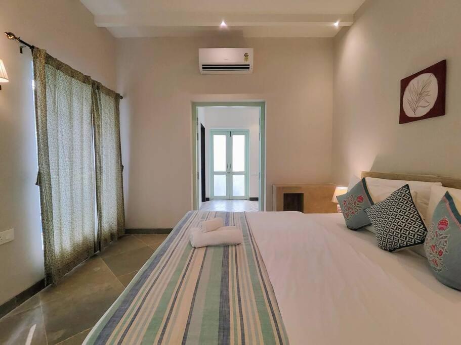 Barcelona Villas At Love Story Siolim- 3Bhk Private Pool Villas Buitenkant foto
