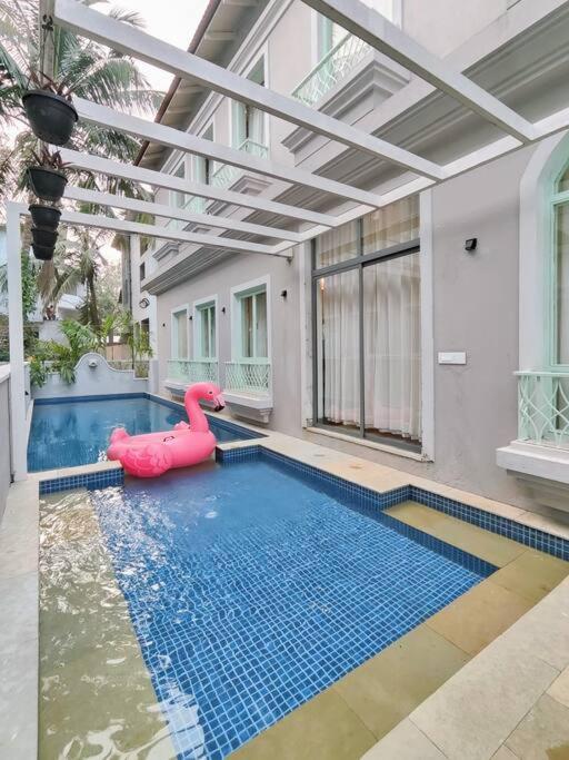 Barcelona Villas At Love Story Siolim- 3Bhk Private Pool Villas Buitenkant foto