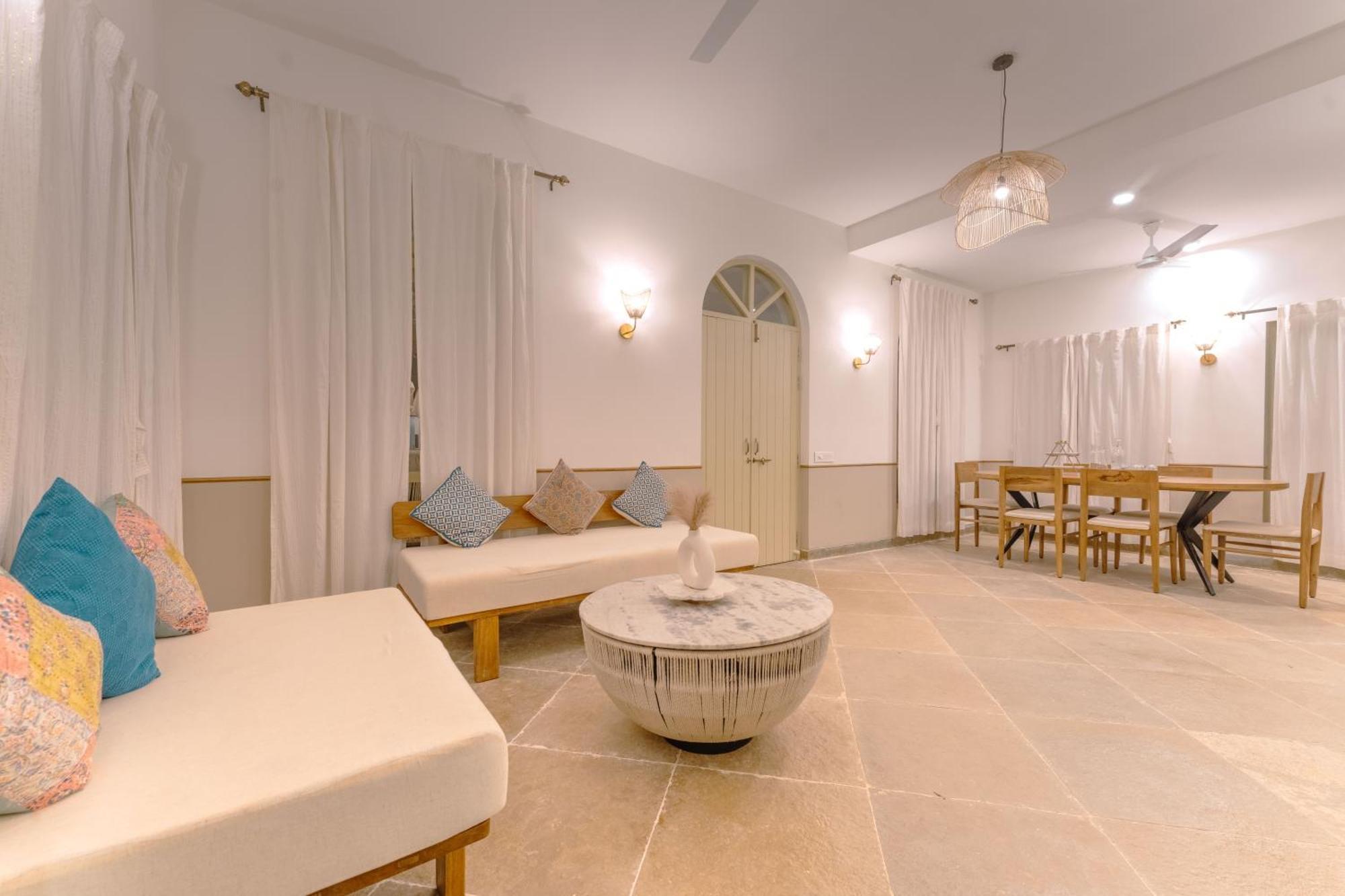 Barcelona Villas At Love Story Siolim- 3Bhk Private Pool Villas Buitenkant foto