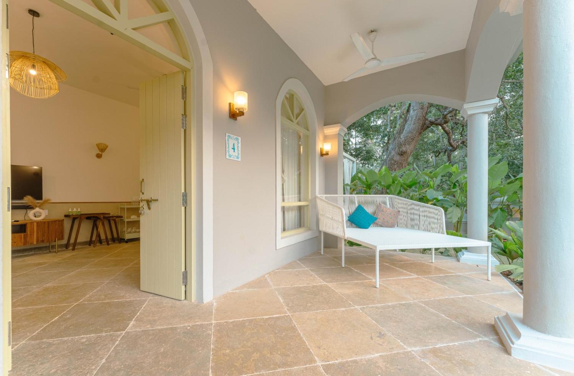 Barcelona Villas At Love Story Siolim- 3Bhk Private Pool Villas Buitenkant foto