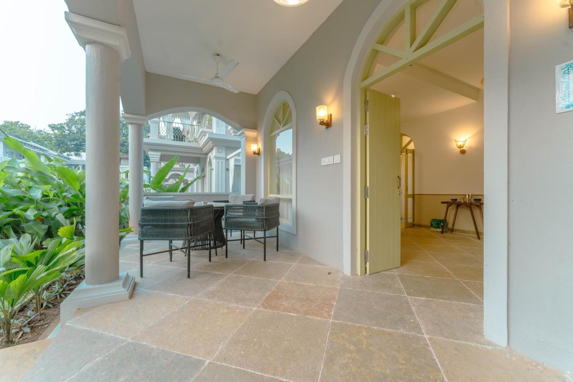 Barcelona Villas At Love Story Siolim- 3Bhk Private Pool Villas Buitenkant foto
